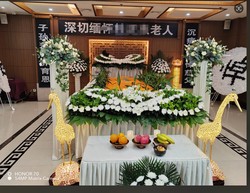 灵堂花艺布置